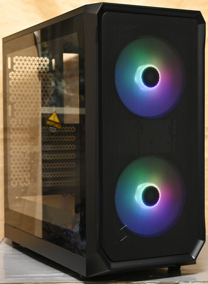 Fractal Design Focus 2機殼開箱