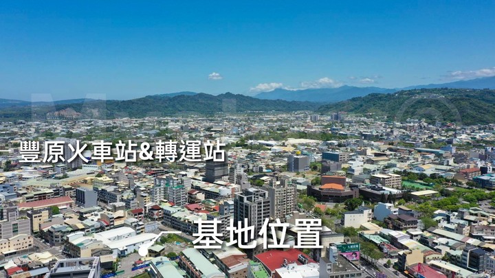 點我看大圖 New 豐原【富宇 BEYOND THE WORLD 大宅豐鼎】超高大樓 戶戶邊間 雙面採光 機能市區宅 空拍分享