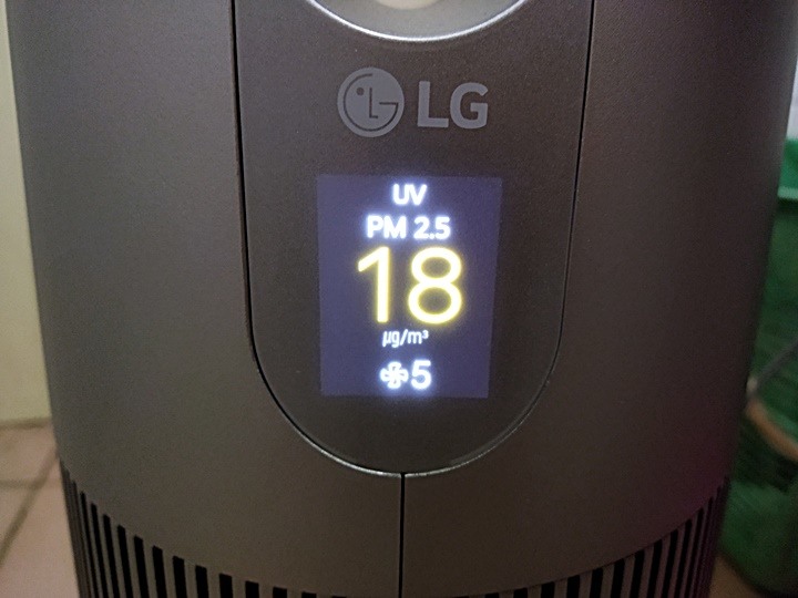 銀色高塔，潔淨空氣的製造者 — LG PuriCare AeroTower 風革機