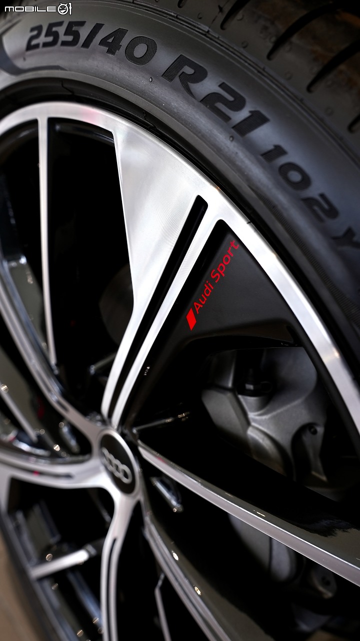 實車照片分享 Audi Q5 sportback 40 TFSI quattro Launch Edition