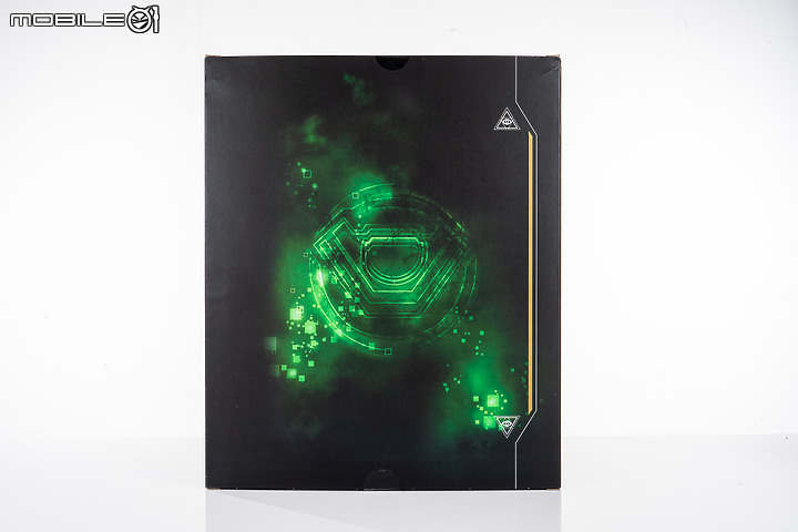 Hot Toys《蜘蛛人：離家日》鋼鐵人幻象開箱 │「爛」出經典！