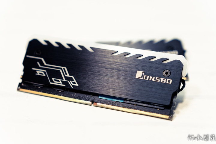 點我看大圖 【開箱】DDR5元年開啟!? 美光 DDR5 4800CL40 8G*2