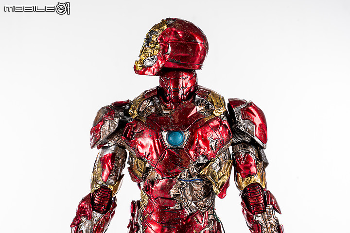 Hot Toys《蜘蛛人：離家日》鋼鐵人幻象開箱 │「爛」出經典！