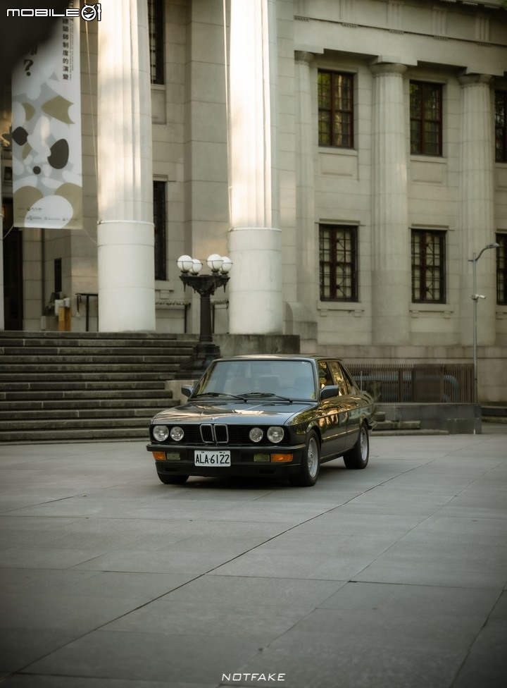 點我看大圖 【經典懷舊特輯】1987 BMW E28 520i / 車主故事 / 照片分享