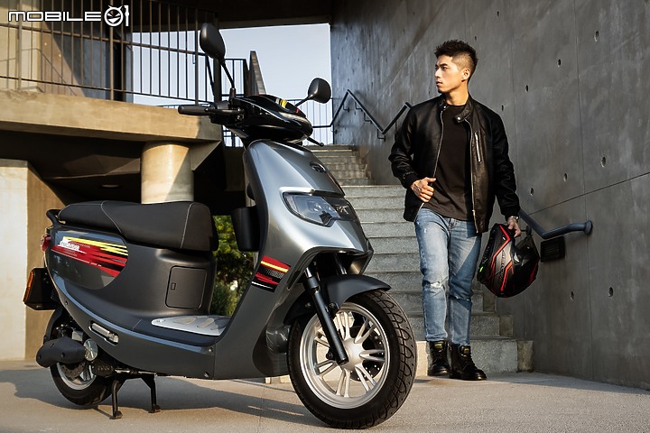 【快訊】eMOVING 也換臉!全新「勁炫125」電動機車正式上市!