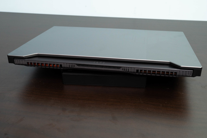 令人意外的低調超值選,ASUS TUF Gaming A15 FA507RM