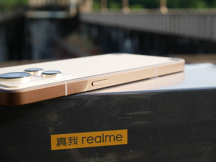 realme GT 2 大師探索版 簡單開箱