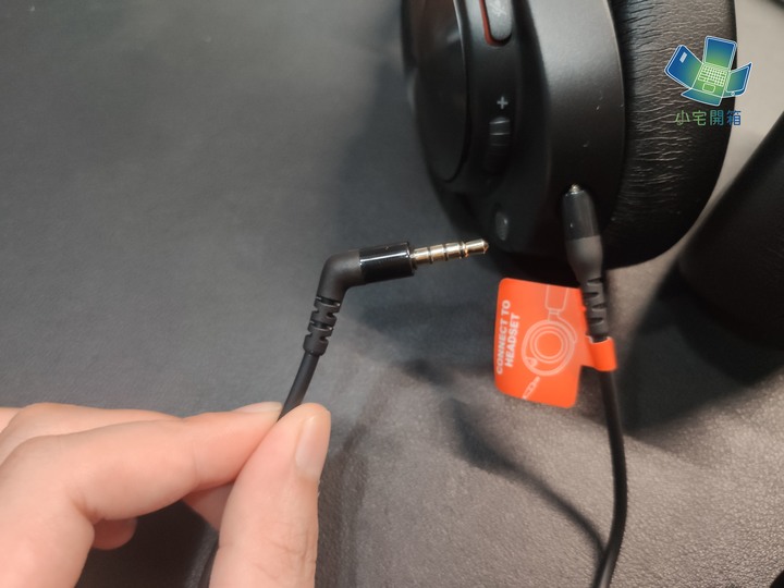 【小宅開箱】電競耳機也能享受音質～SteelSeries Arctis nova pro 耳機開箱
