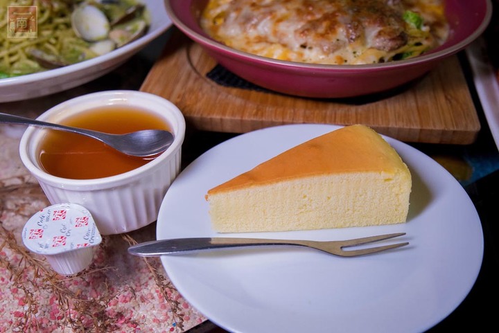 【臺南美食】在地中海風格餐廳中吃義大利麵、焗烤，還有漸層飲料和點心，平價消費外帶餐點再打85折~伊甸風味館