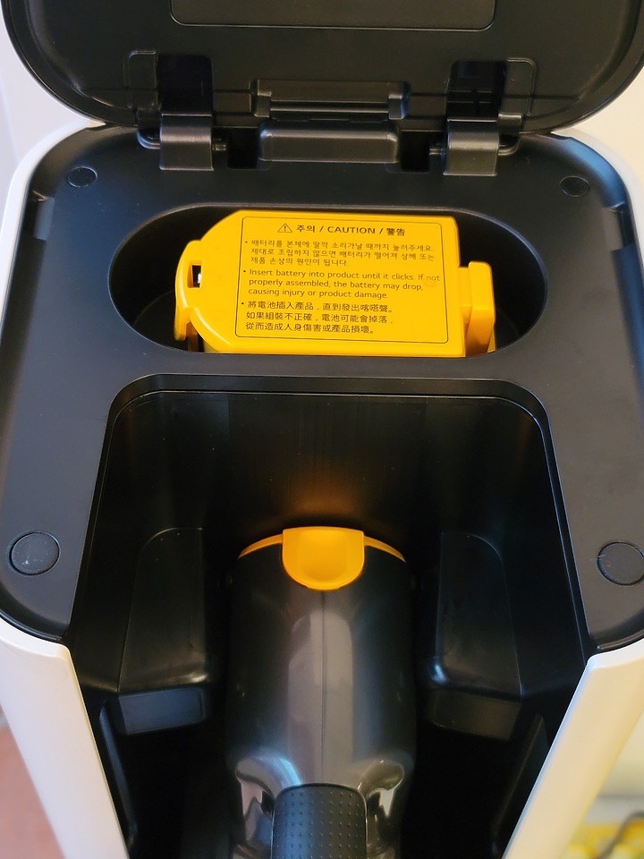 LG A9T無線吸塵器 自動集塵蓋好用