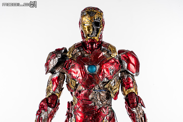 Hot Toys《蜘蛛人：離家日》鋼鐵人幻象開箱 │「爛」出經典！