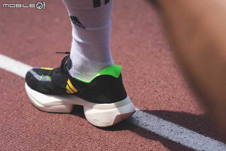 adidas Adizero Adios Pro 3評測報告|城市跑者也能駕馭的飆速感!