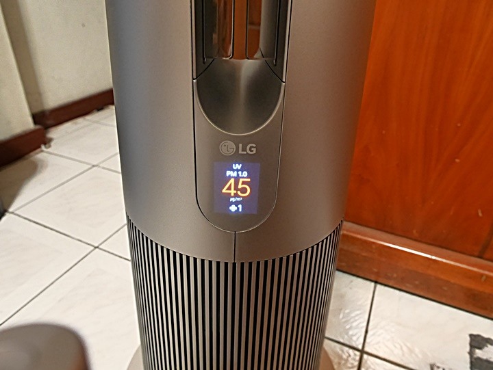銀色高塔，潔淨空氣的製造者 — LG PuriCare AeroTower 風革機