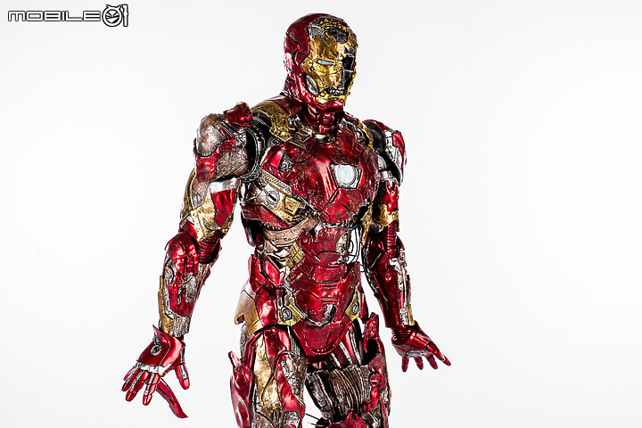 Hot Toys《蜘蛛人:離家日》鋼鐵人幻象開箱 │「爛」出經典!