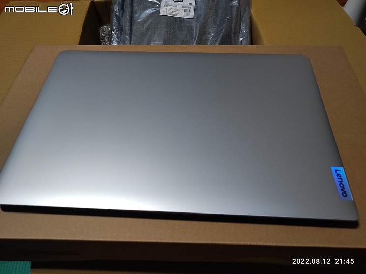 [開箱] 平價文書機 Lenovo IdeaPad Slim 1 15.6 (AMD 3050U) 買起來