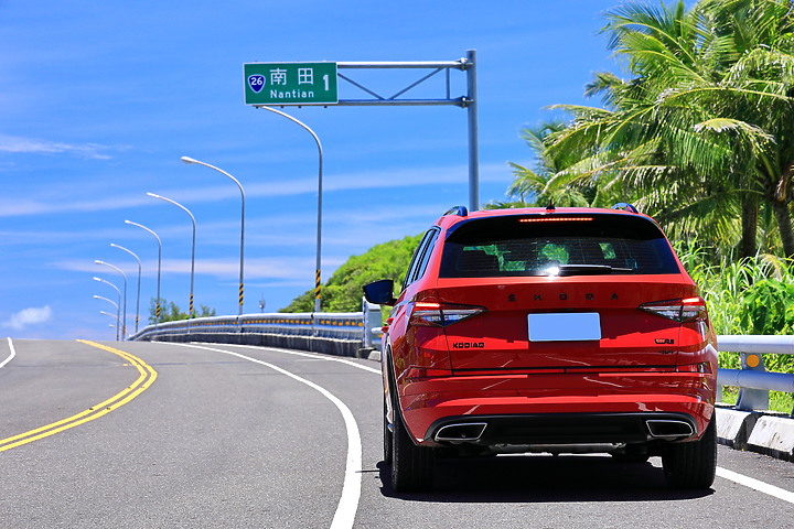 (映像旅行) 漫遊公路版阿塱壹in屏東旭海/台東南田 feat. Škoda Kodiaq RS