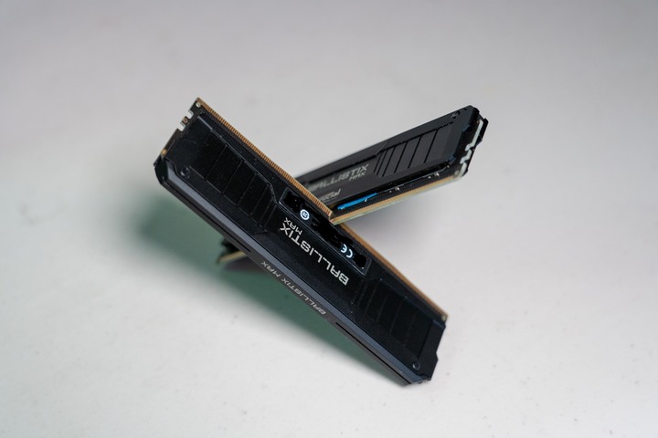 世界首發!美光Ballistix MAX D5 feat. Crucial DDR5-4800 - Mobile01