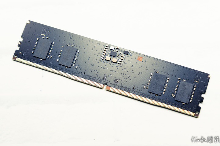 點我看大圖 【開箱】DDR5元年開啟!? 美光 DDR5 4800CL40 8G*2