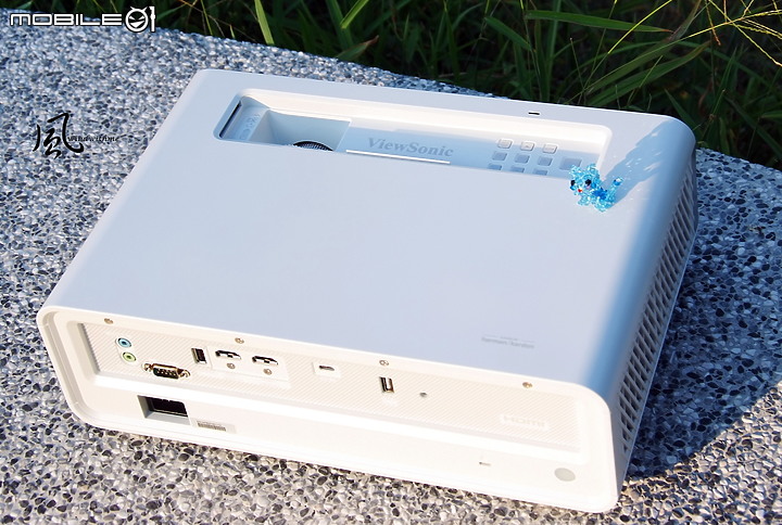 ViewSonic X1新一代LED無線智慧投影機開箱分享