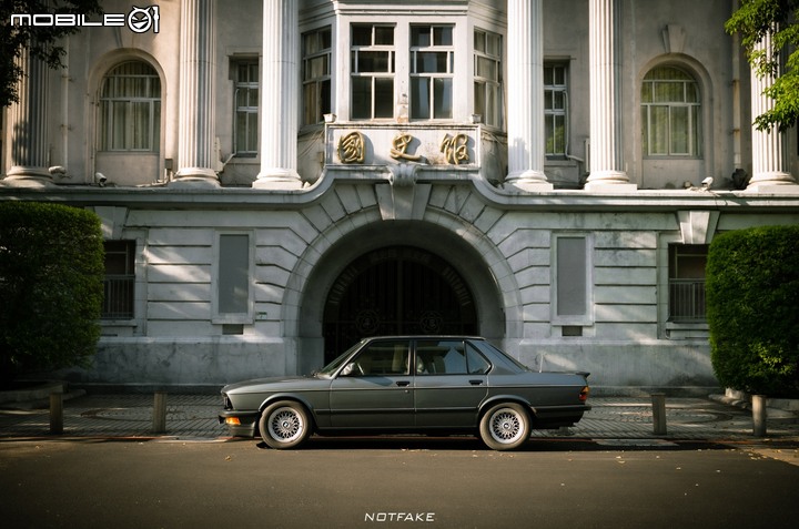 點我看大圖 【經典懷舊特輯】1987 BMW E28 520i / 車主故事 / 照片分享
