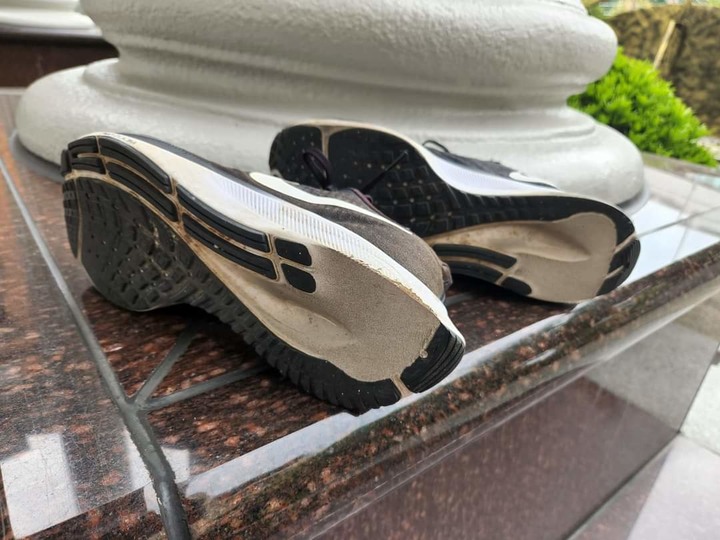 NIKE ZOOMX VAPORFLY NEXT%2 真的蠻不耐磨的