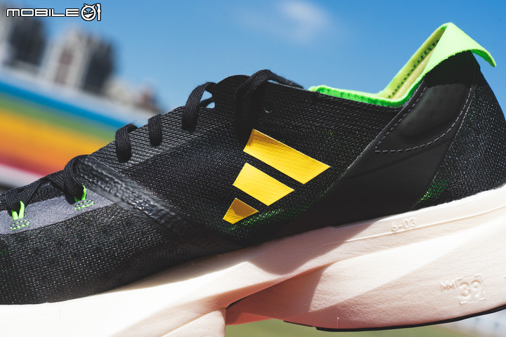 adidas Adizero Adios Pro 3評測報告|城市跑者也能駕馭的飆速感!