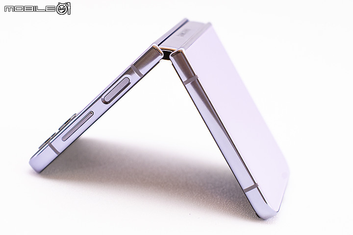 三星Galaxy Z Flip4 / Fold4揭曉|折疊痛點與效能應用大升級!