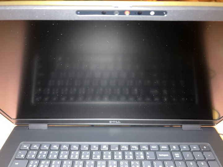 DELL Precision 7770 開箱
