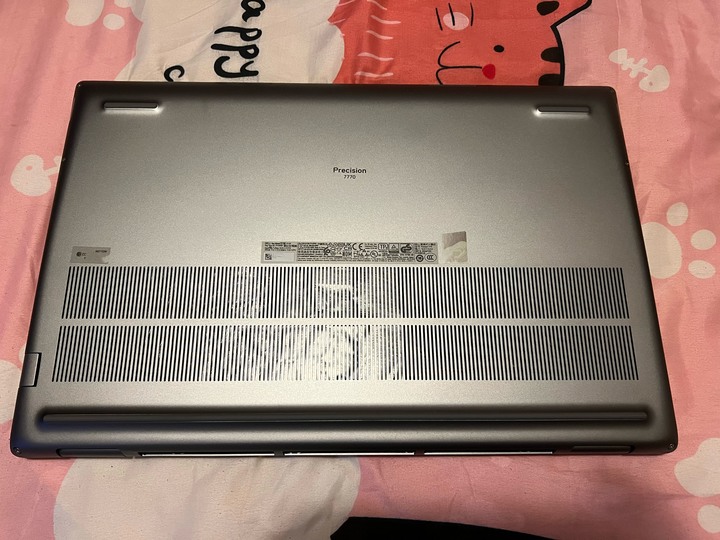DELL Precision 7770 開箱