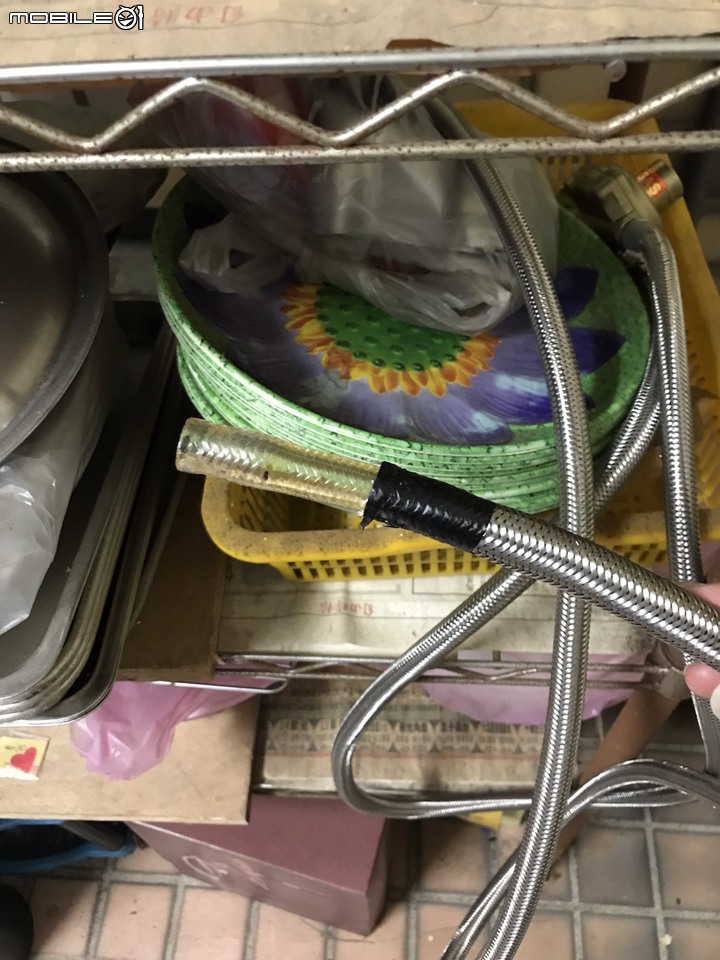 點我看大圖 為了居家安全{瓦斯桶到瓦斯爐的路徑更換}(瓦斯管+調整器)