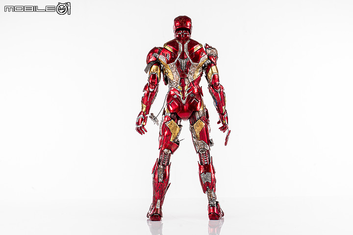 Hot Toys《蜘蛛人：離家日》鋼鐵人幻象開箱 │「爛」出經典！