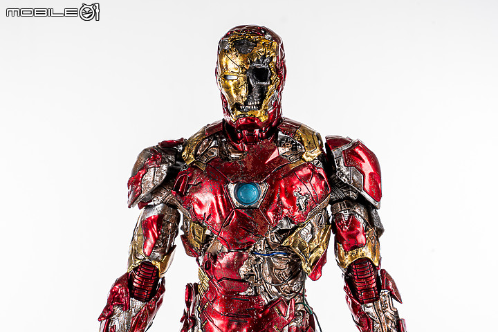 Hot Toys《蜘蛛人：離家日》鋼鐵人幻象開箱 │「爛」出經典！