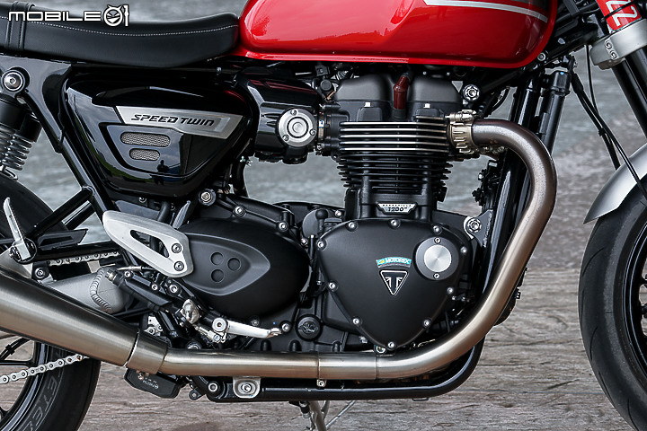 Triumph SPEED TWIN 1200 試駕｜升級帶來更大動力 讓雙缸復古更美好