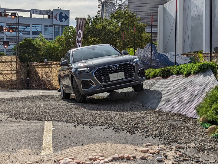 超乎期待!Audi Q5 40 Off-road體驗
