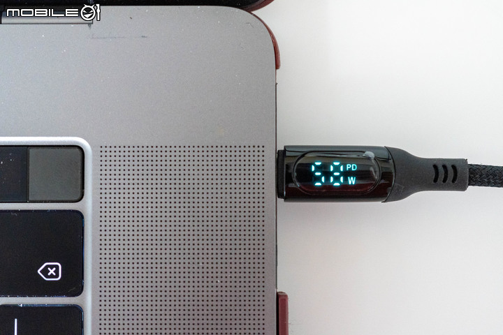 LG libero 自由機螢幕開箱試用 桌面/壁掛彈性配置的另類設計螢幕