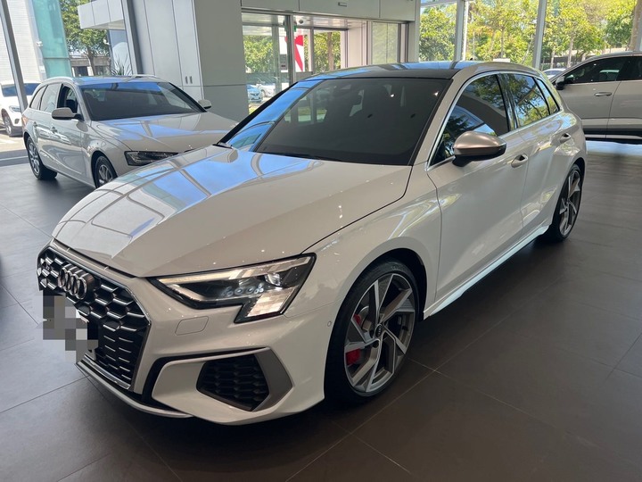 Audi S3 等待一年四個月終於交車