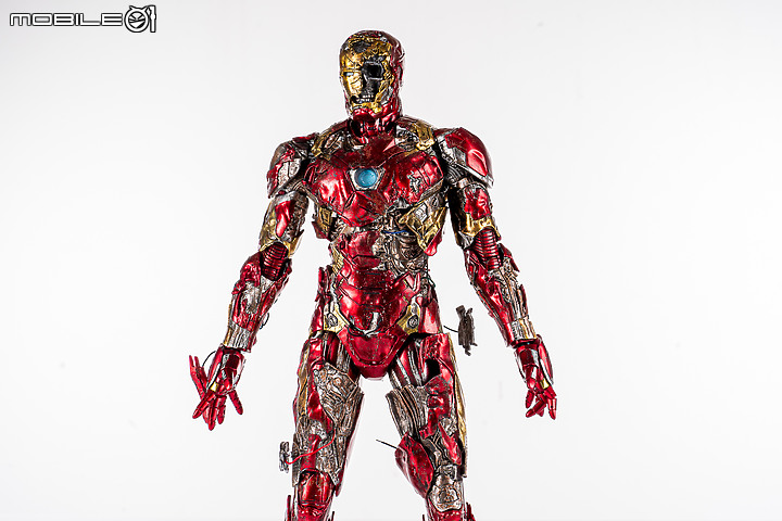 Hot Toys《蜘蛛人：離家日》鋼鐵人幻象開箱 │「爛」出經典！