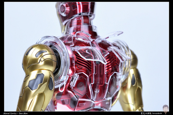 【開箱】Hot Toys - 漫威漫畫 元祖系列 鋼鐵人 (豪華版)