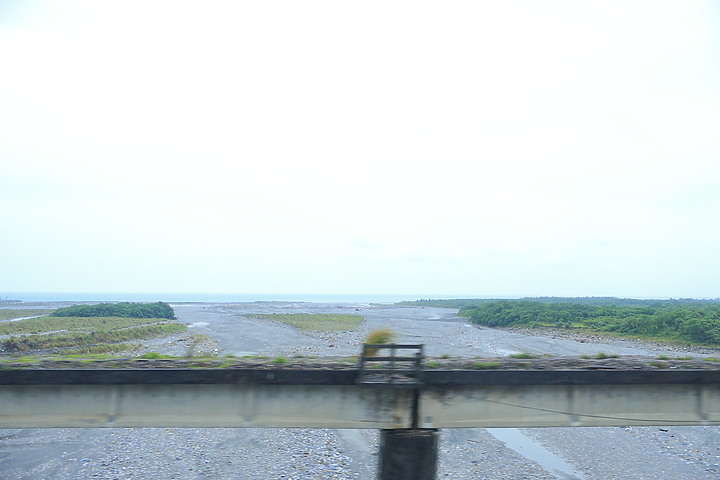 (映像分享) 乘著騰雲快意東遊in台北-台東 feat.新自強EMU3000