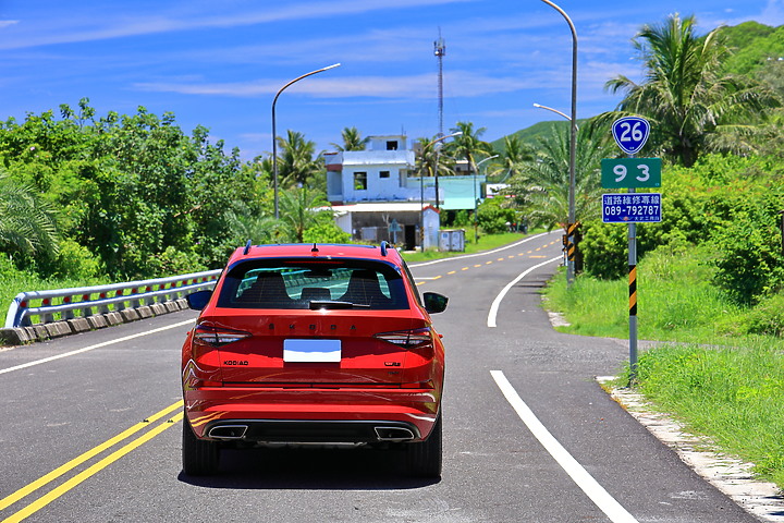 (映像旅行) 漫遊公路版阿塱壹in屏東旭海/台東南田 feat. Škoda Kodiaq RS