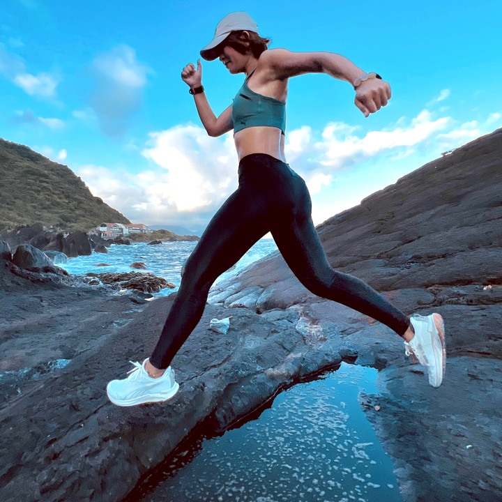 PUMA FAST-TRAC NITRO 實跑分享｜越野跑者靈活應對郊山石階的氮氣跑鞋