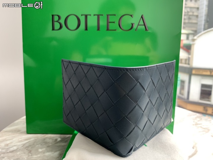 點我看大圖 BOTTEGA VENETA短夾(藍綠特別色)
