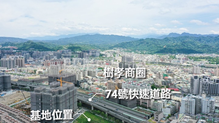 點我看大圖 New 太平【拓建 悅見山】新光重劃區 雙語國小學區 74快速道路 商圈機能首購宅 空拍分享