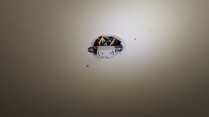 #開箱 臥房燈具 德國歐司朗OSRAM LEDVANCE 40W 吸頂燈(可遙控)