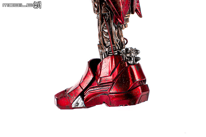 Hot Toys《蜘蛛人：離家日》鋼鐵人幻象開箱 │「爛」出經典！