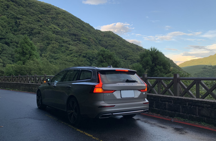 VOLVO PHEV V60 T8I 油耗實測(電腦vs人腦)