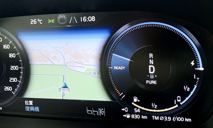 VOLVO PHEV V60 T8I 油耗實測(電腦vs人腦)