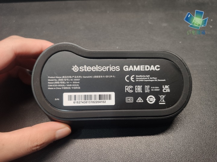 【小宅開箱】電競耳機也能享受音質～SteelSeries Arctis nova pro 耳機開箱