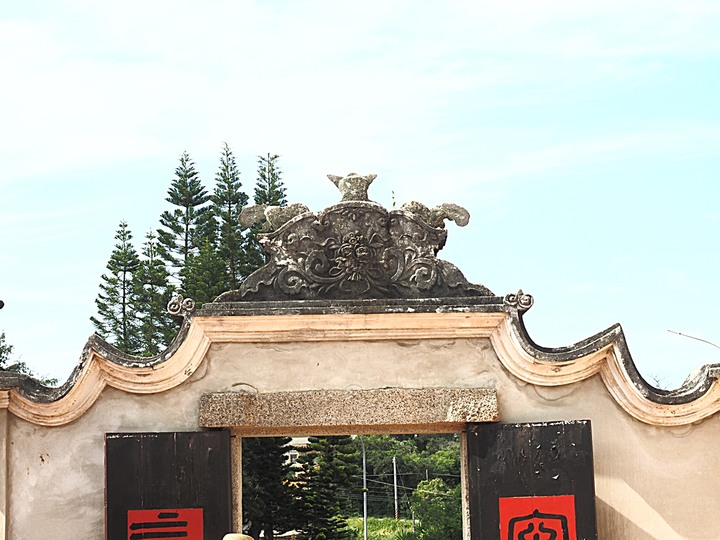 「有水頭富,無水頭厝」之前水頭中界洋樓群 — 金水國小、得月樓、僑鄉文化館、黃永遷、黃永鑿兄弟洋樓(水頭42號洋樓) — 盛夏金門四日行 金城篇 第1部