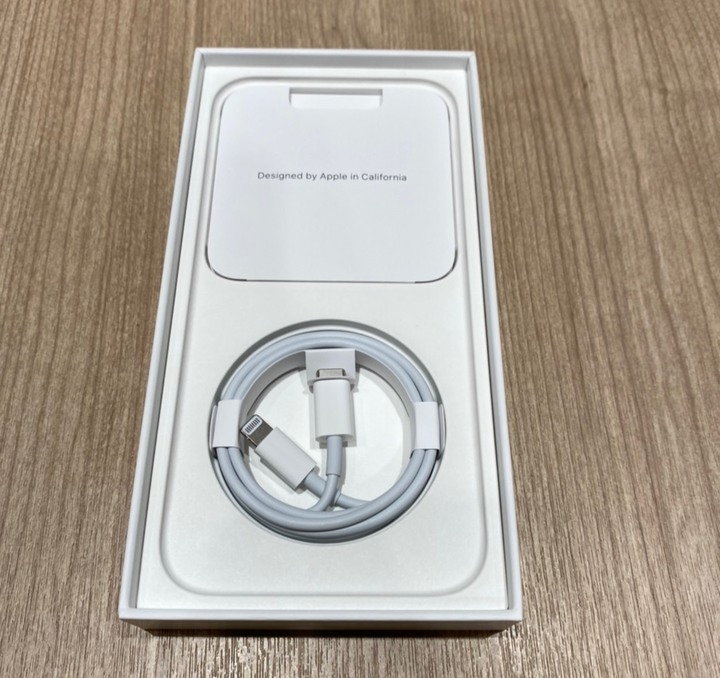 爽啦!用肝換來的 iPhone 14 pro max 紫色第一天到手!